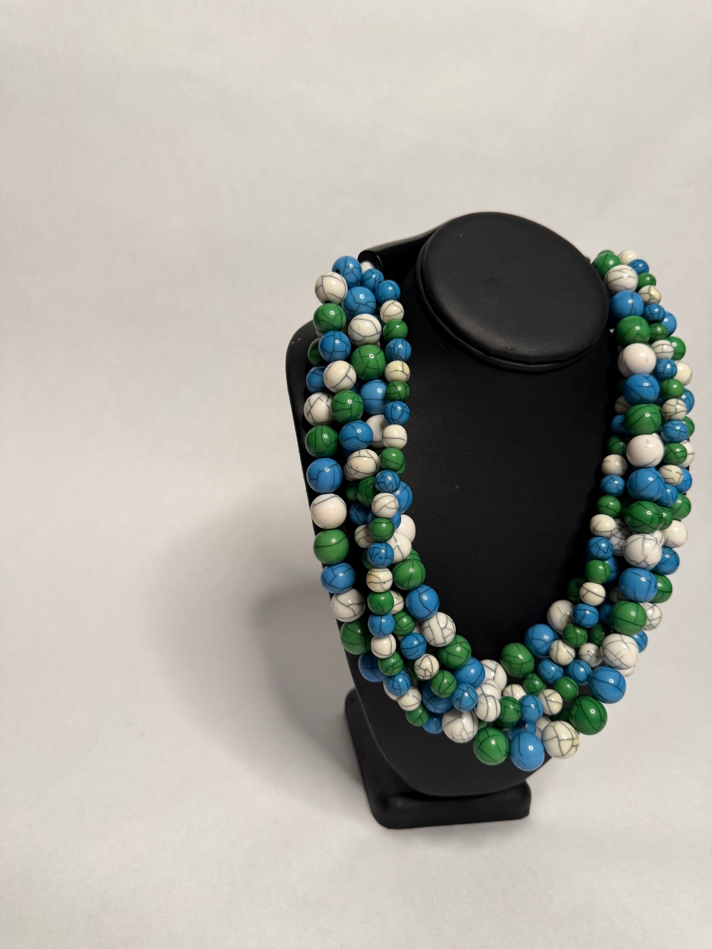 Lion Mountain Cracked Choker Necklace