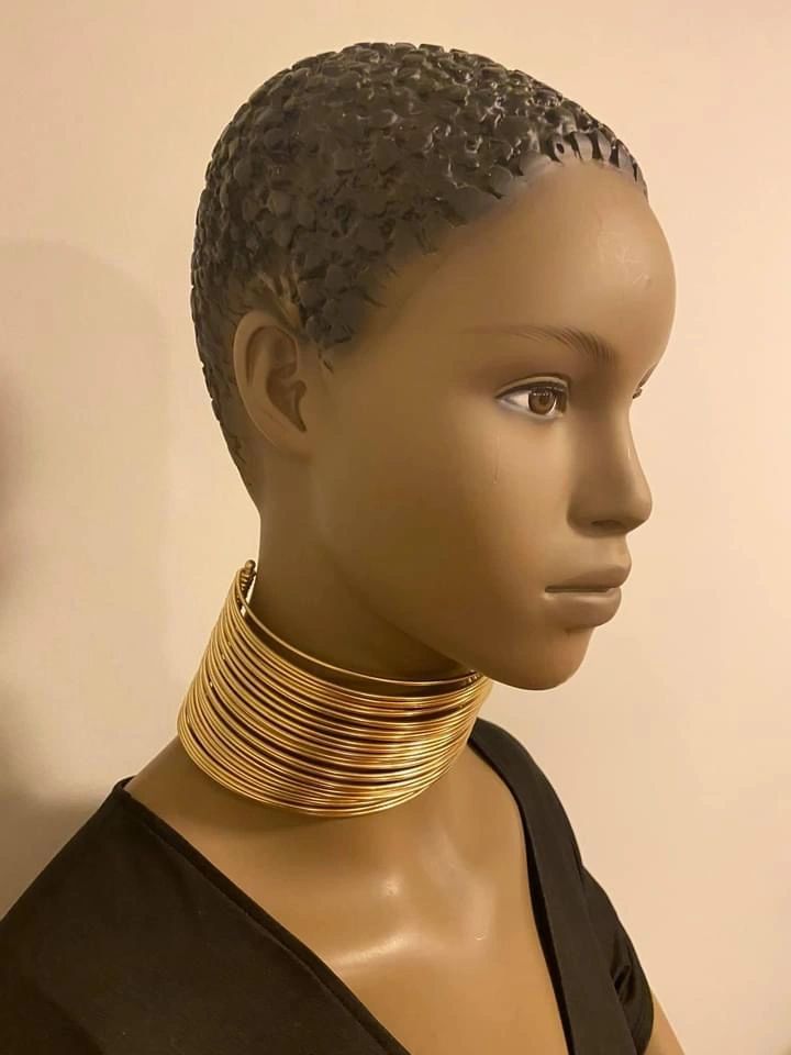 Queen N’ Kama Brass Wire Choker