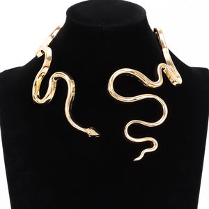 Open image in slideshow, Queen Aisha Alloy Necklace
