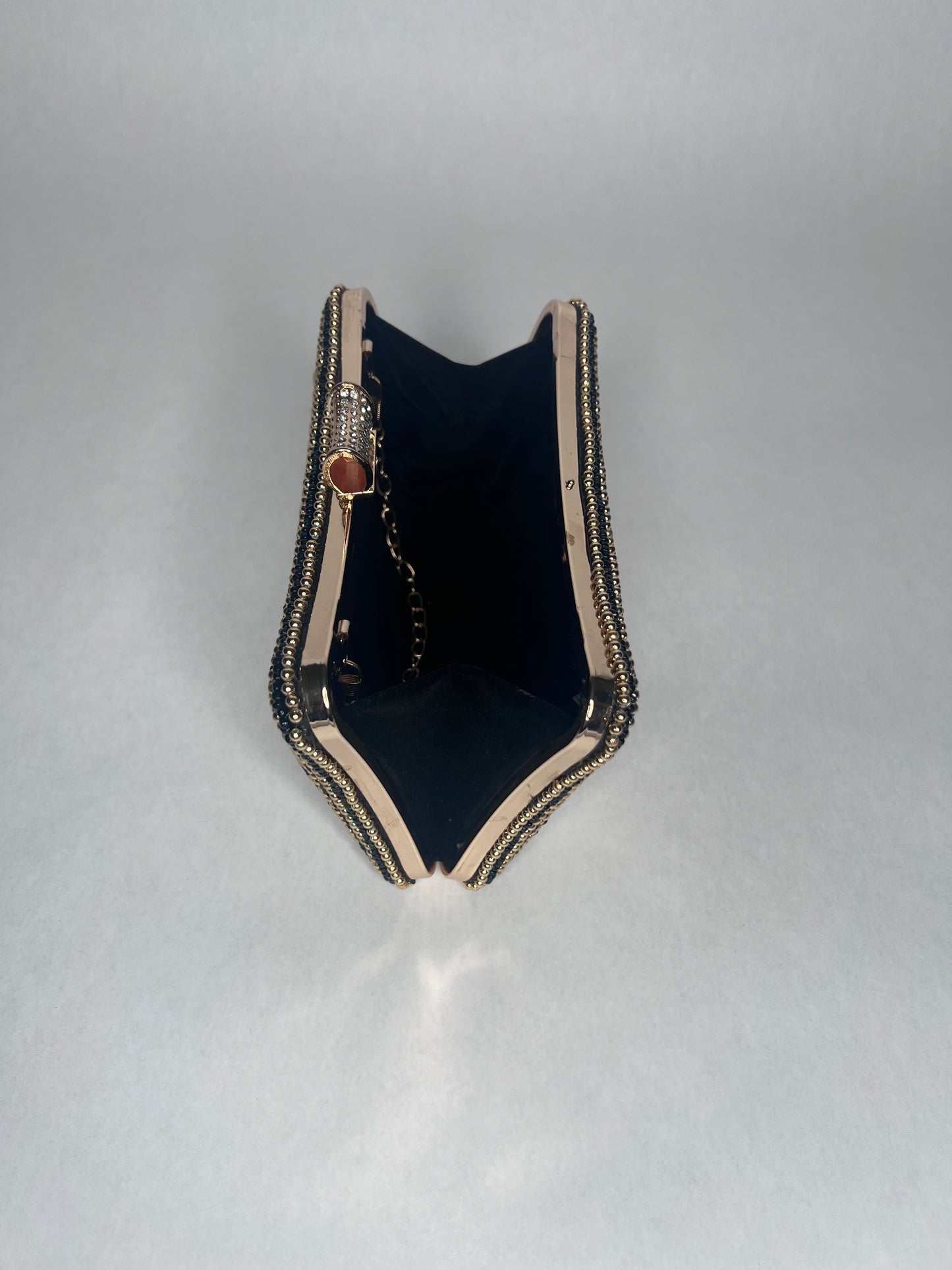 Gbinti Princess Embroidered Cowrie Clutch