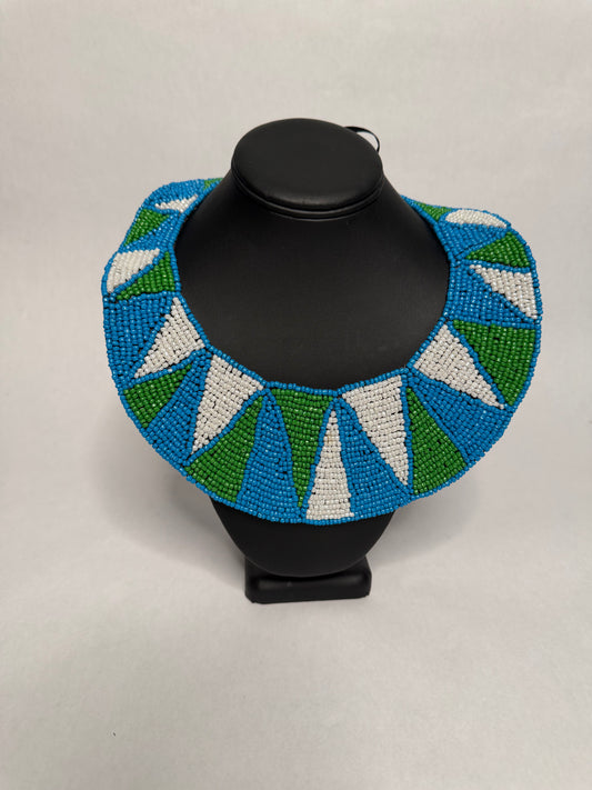 Lion Mountain Beaded Round Collar Bib Necklace