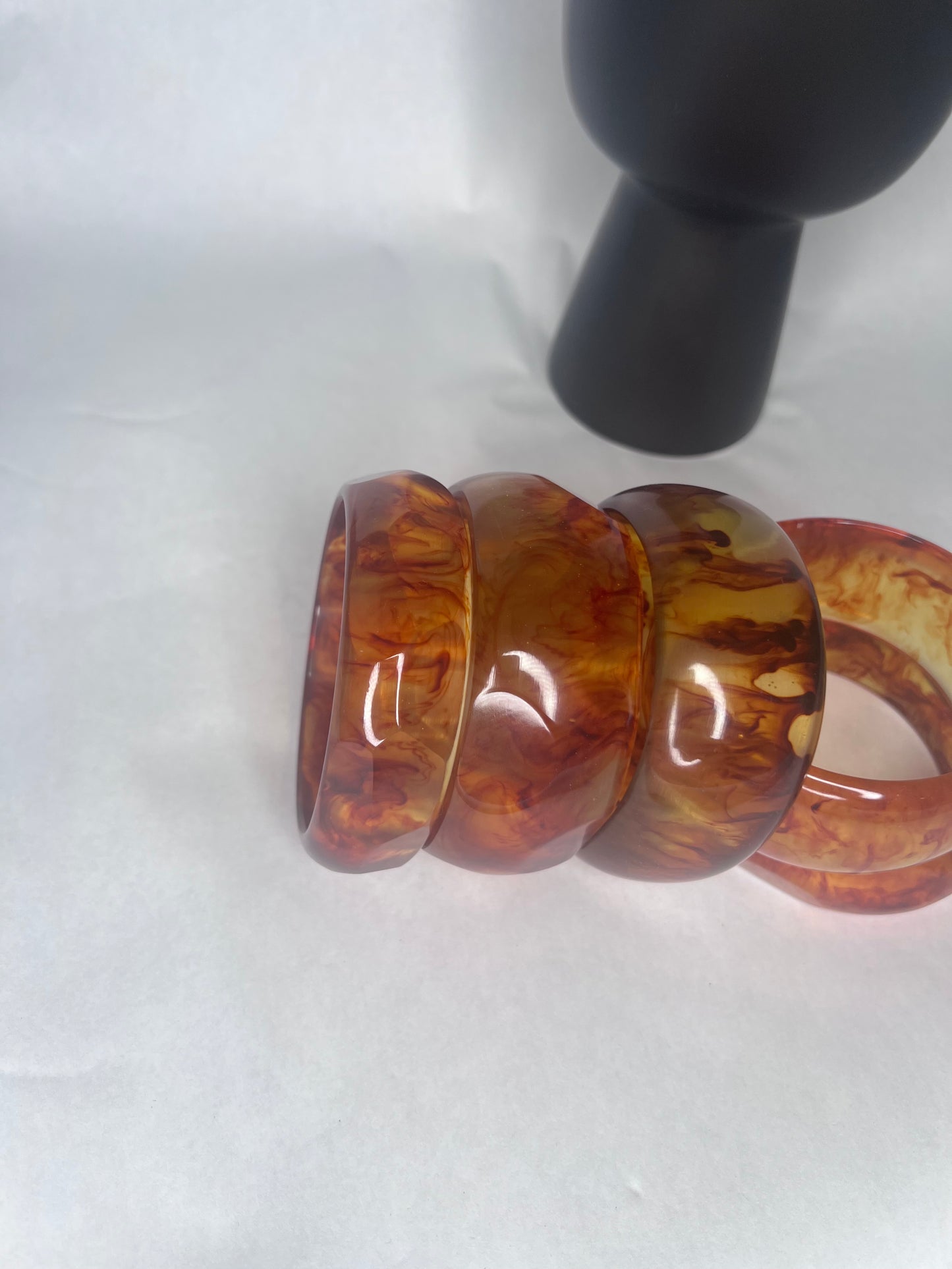 Queen Adama Resin brown bangle set