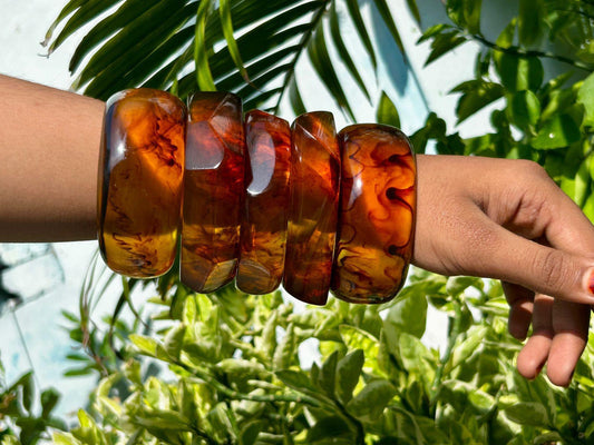 Queen Adama Resin brown bangle set