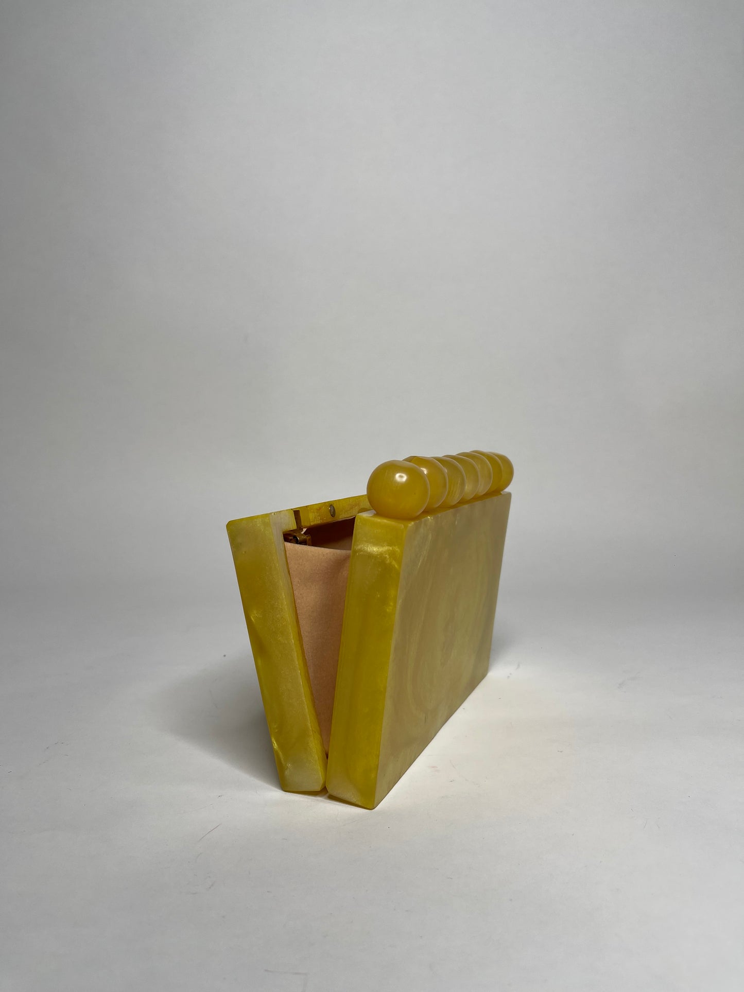 Bubble Gum Pearly Resin clutch bag
