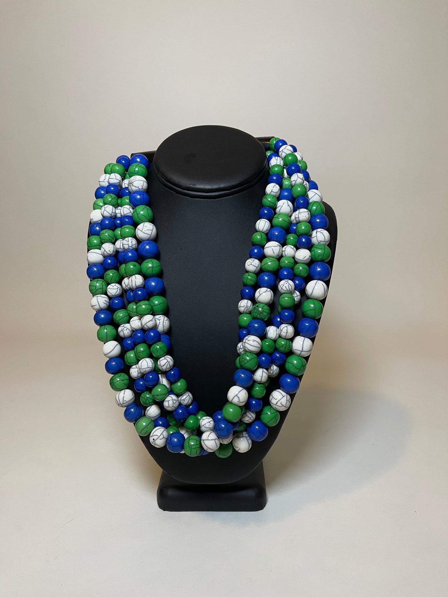 Lion Mountain Cracked Choker Necklace