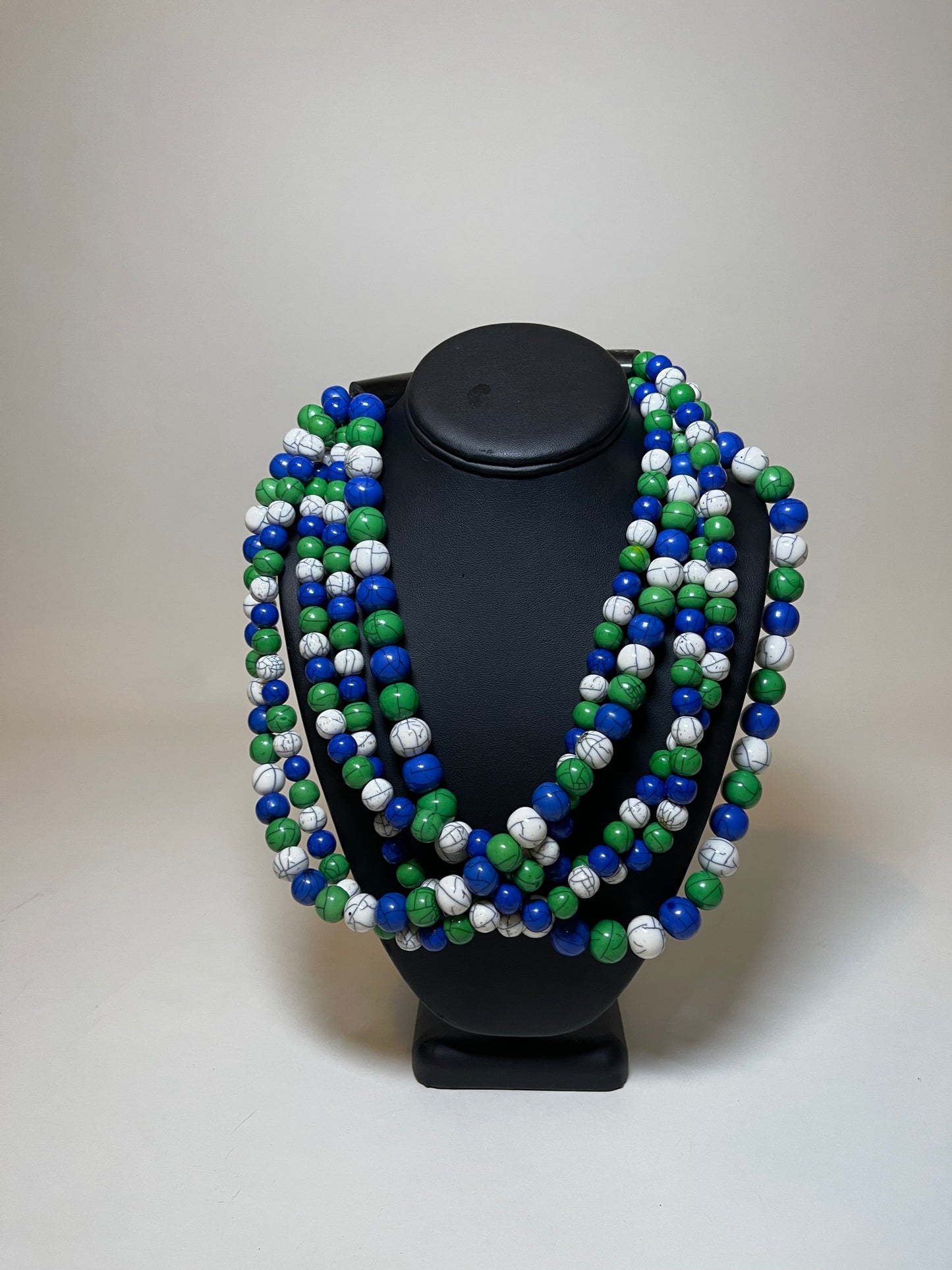 Lion Mountain Cracked Choker Necklace