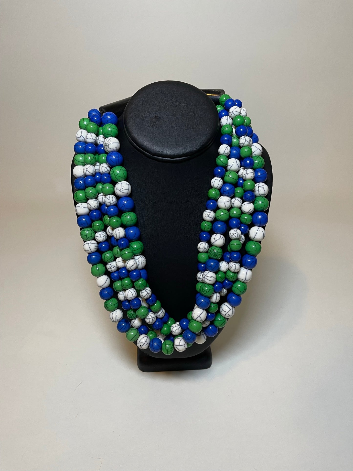 Lion Mountain Cracked Choker Necklace