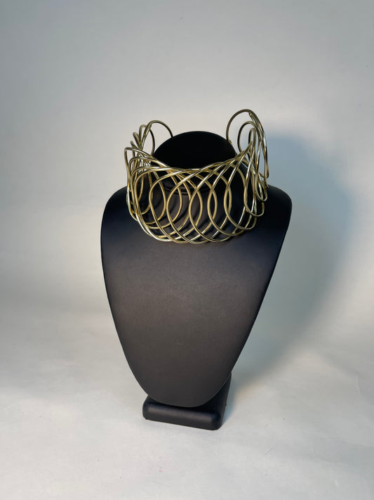 Aberdeen Titi Metal Coiled Choker