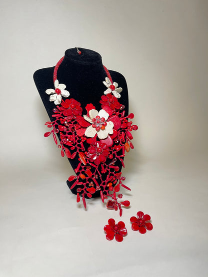 Red and white Handmade Flowers Necklace set