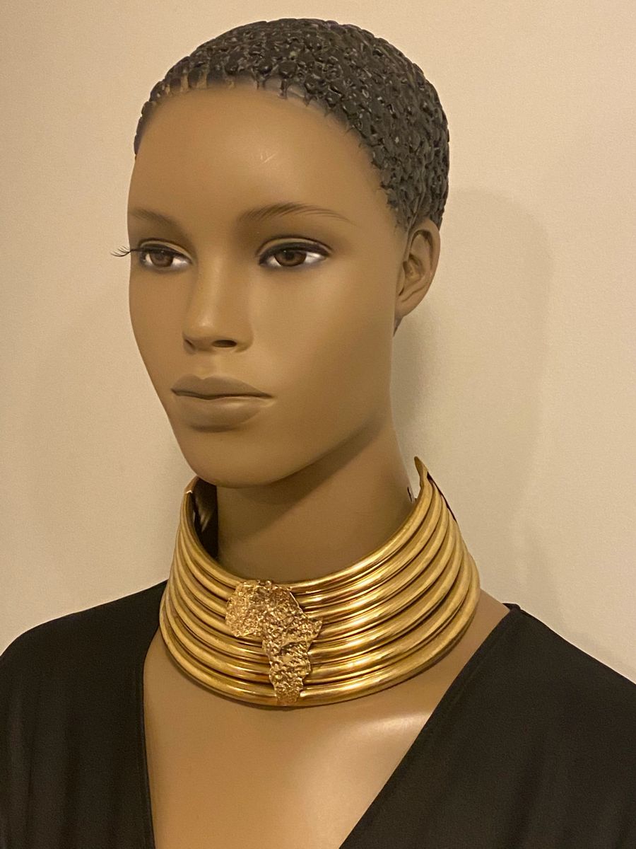 Queen N’Kama Brass Pipe Choker With Map