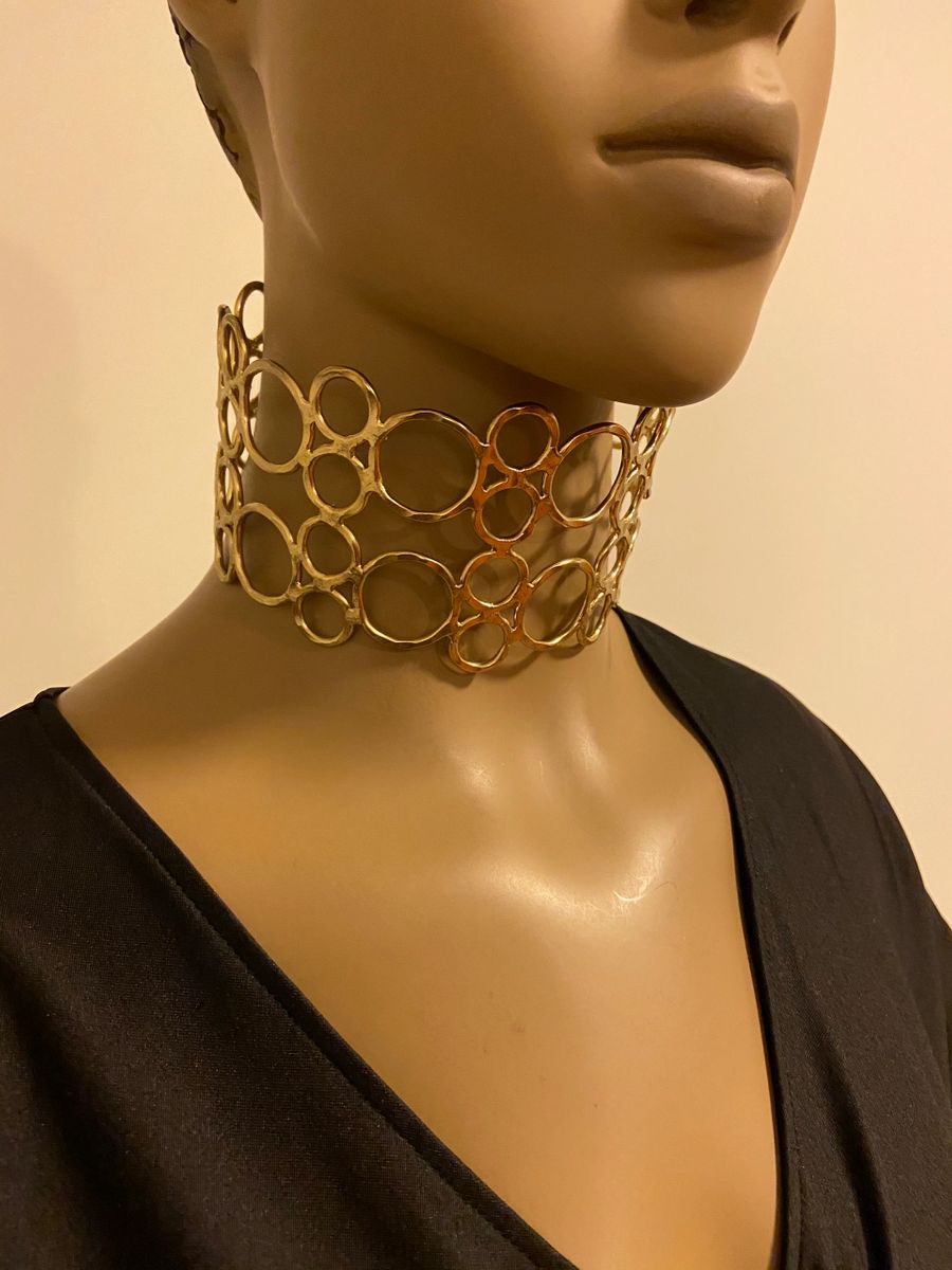 Queen N’Kama Brass Circles Choker