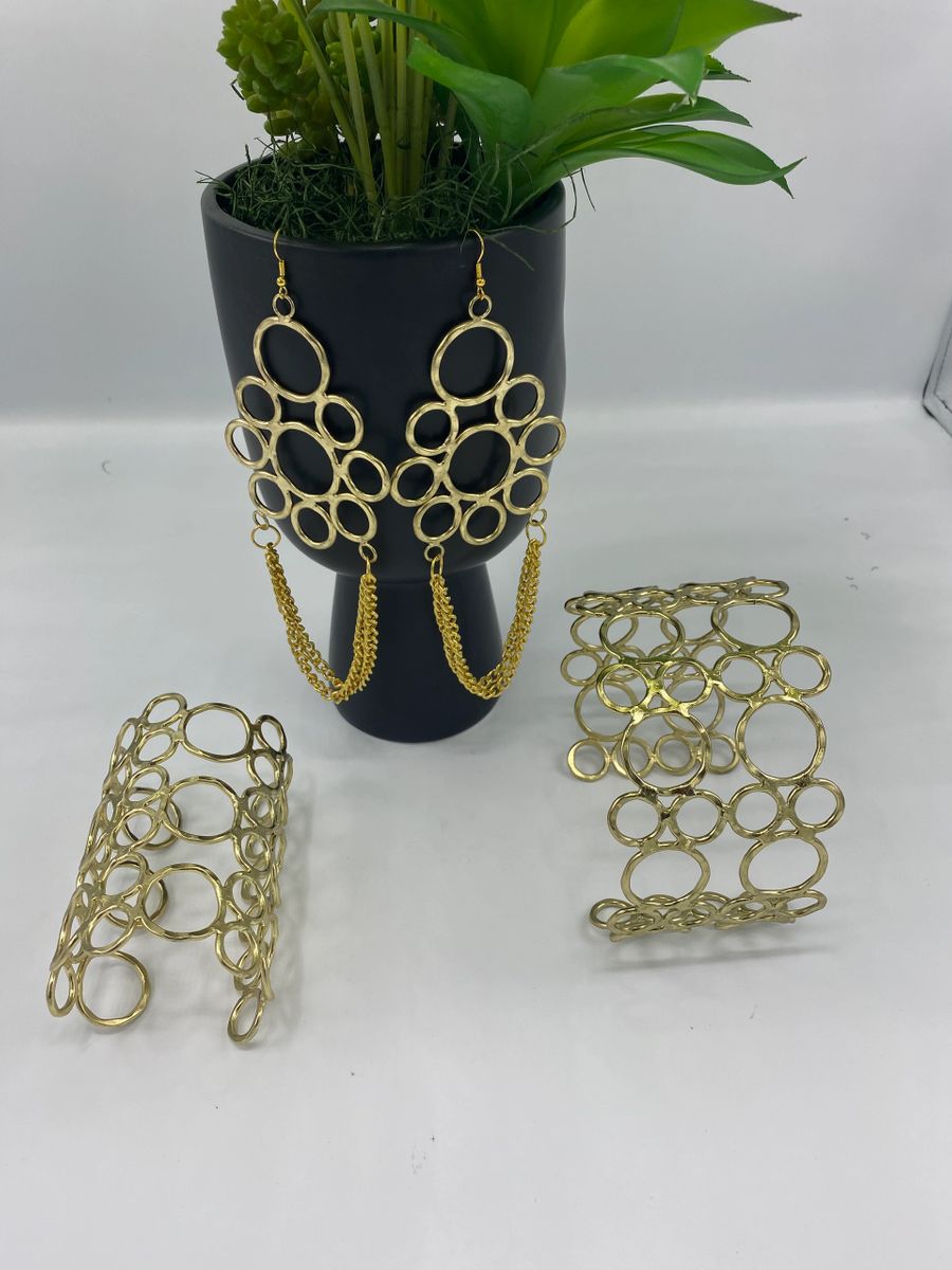 Queen N’Kama Brass Circles Earrings