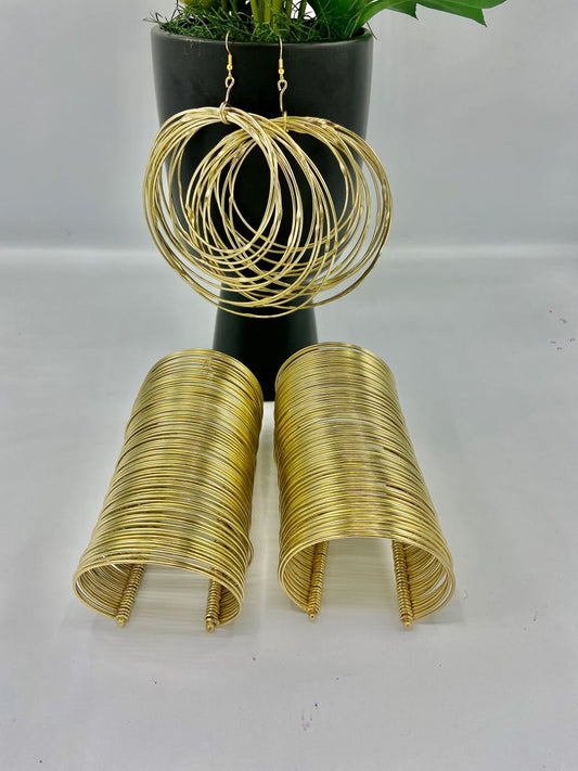 brass wire bracelet and earrings
