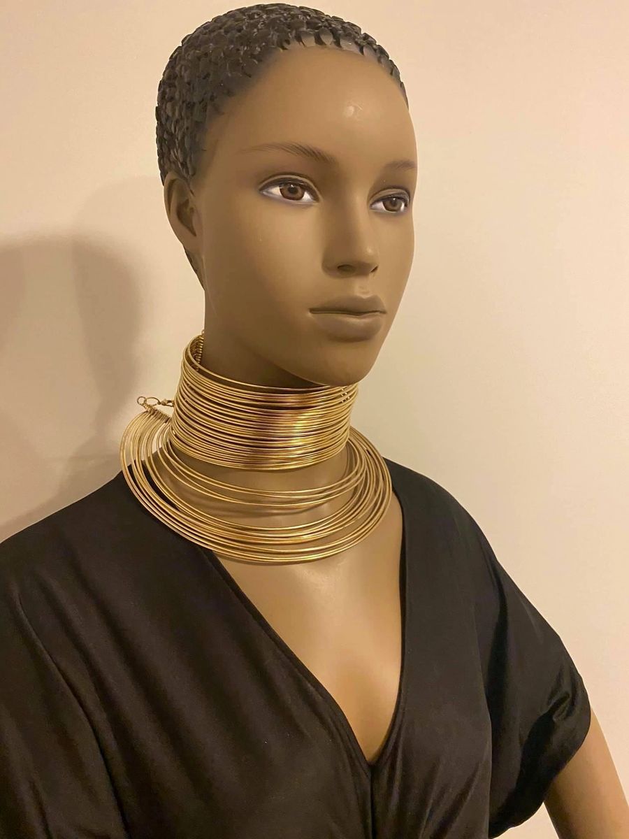 Queen N’Kama Brass Dual Wire Choker Set